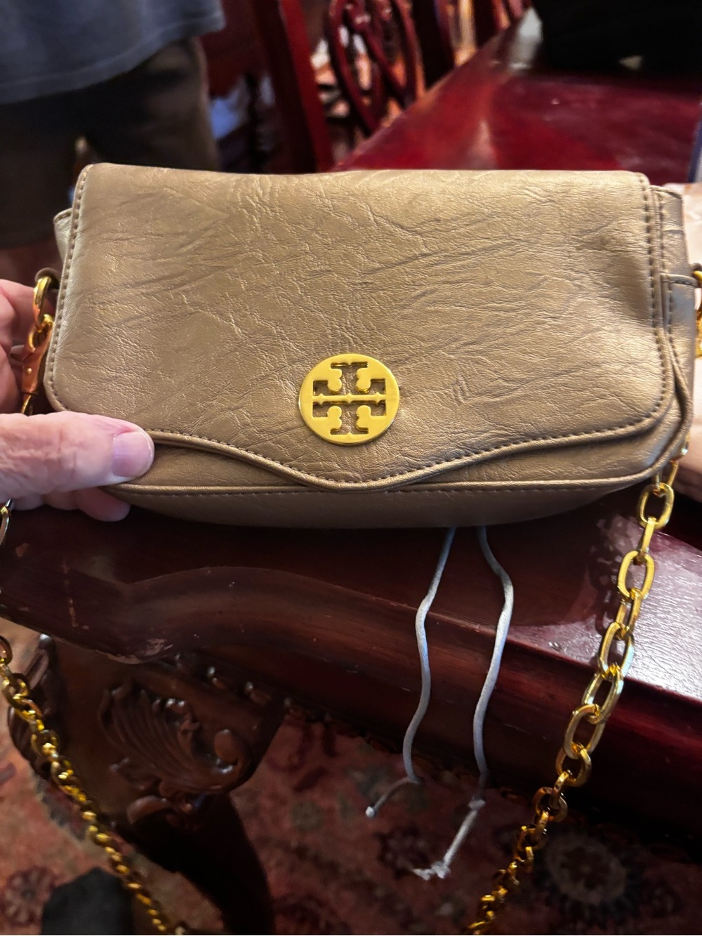Tory Burch  Leather Crossbody Bag with Gold-Tone Logo and Chain Strap - Taupe